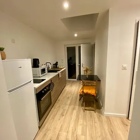 Acacia Terrasse*proche Centre-ville Et Chu *